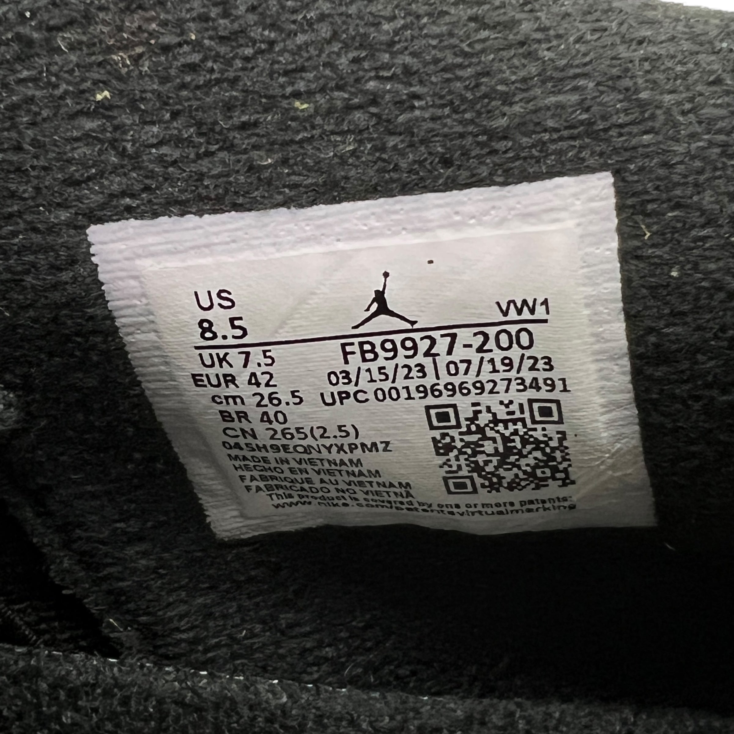 Jordan 4 Retro Craft Medium Olive taglia 42