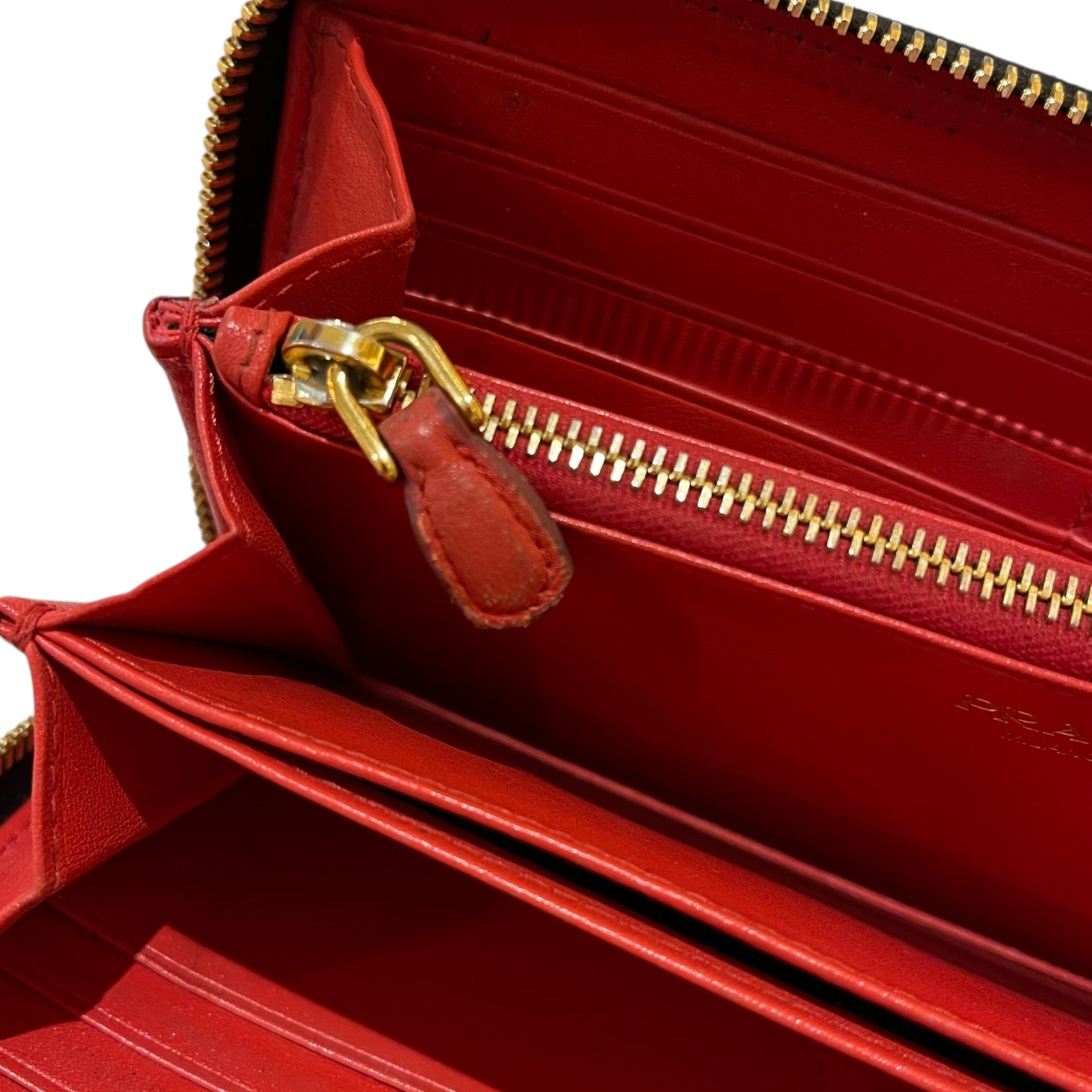 Portafoglio lungo con zip
