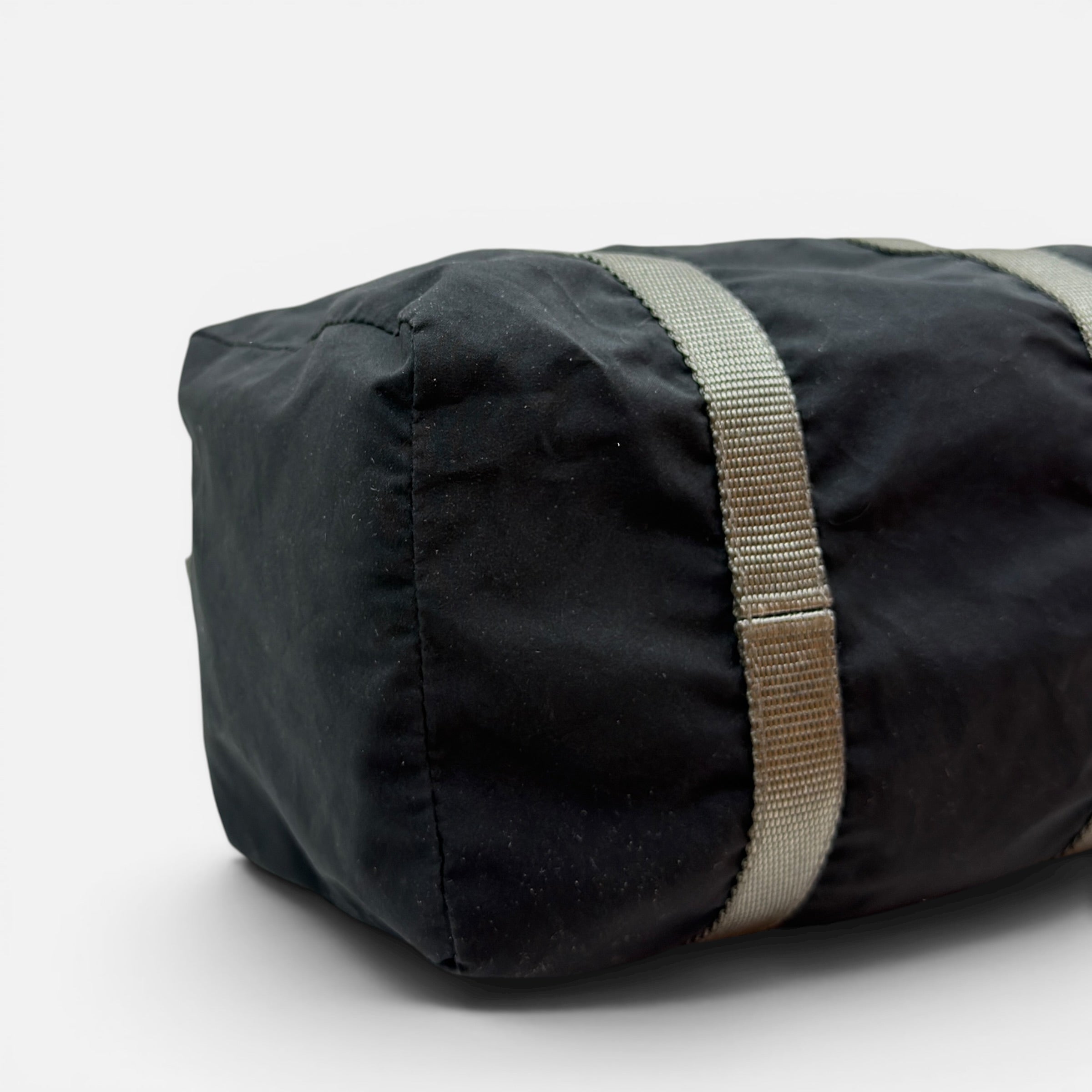 Borsa a mano in nylon