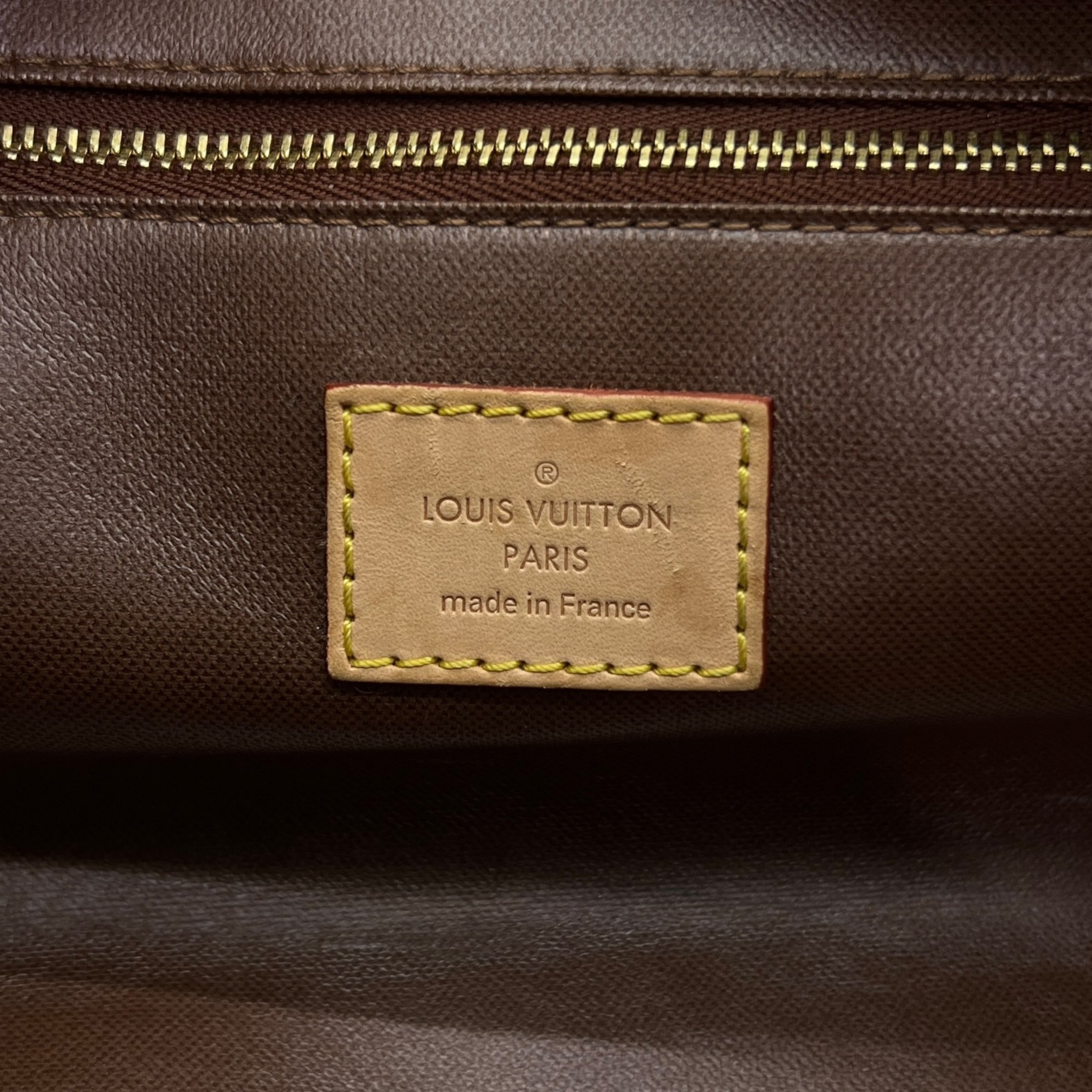 LOUIS VUITTON TROUSSE TOILETTE DOPP KIT