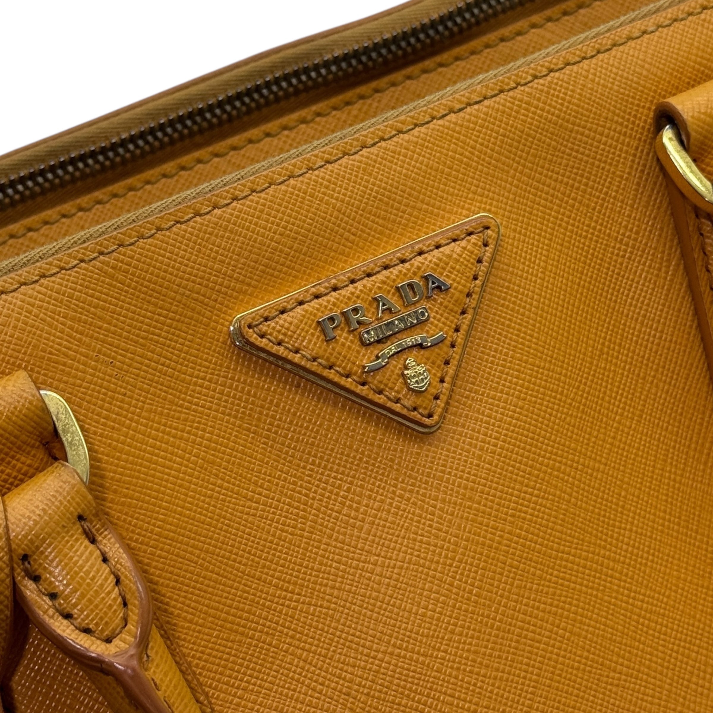 Galleria large in pelle Saffiano arancione