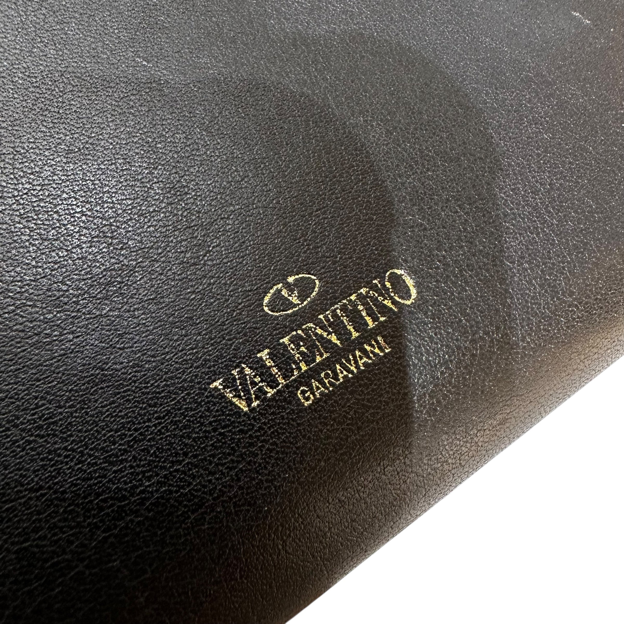 Portafoglio Rockstud con zip