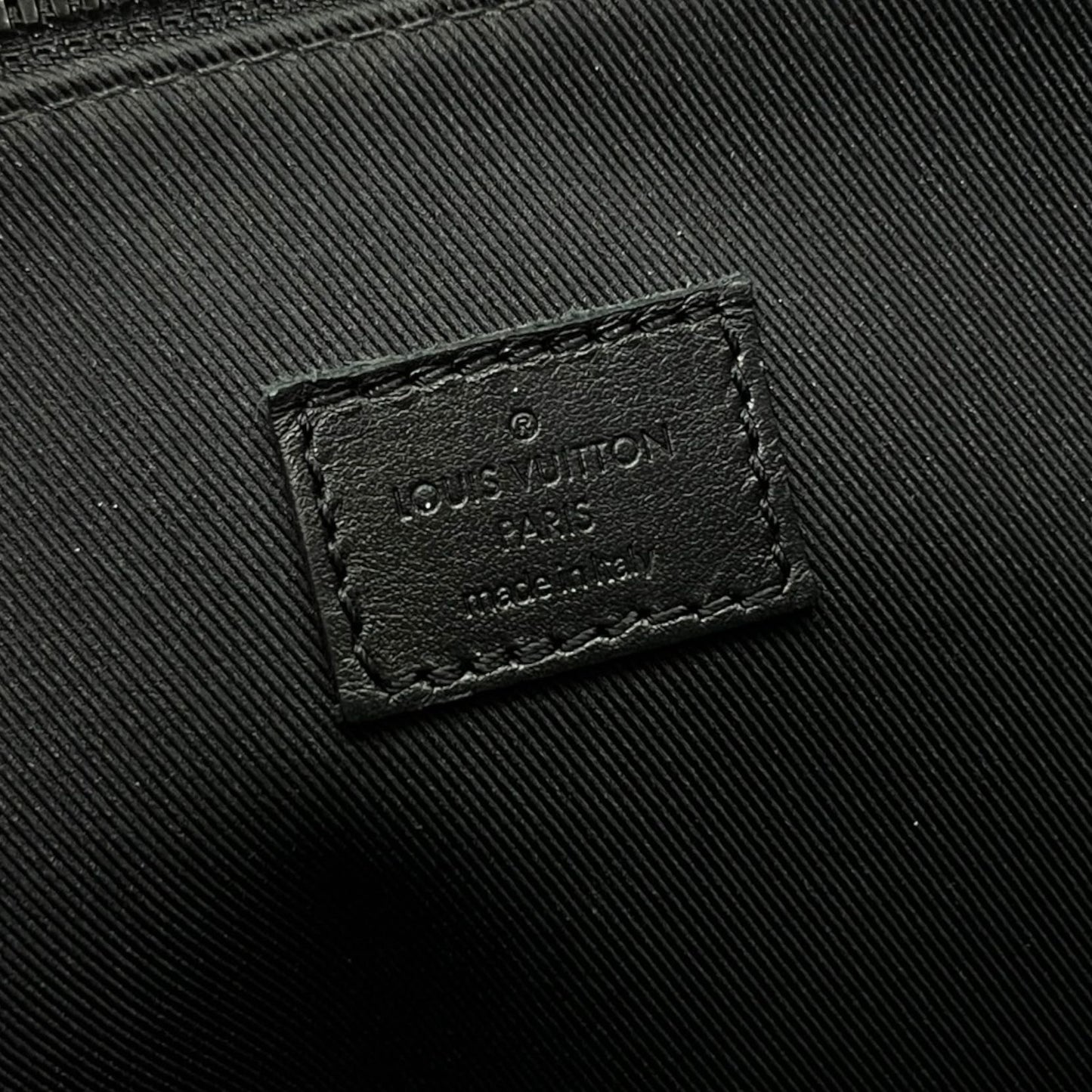 LOUIS VUITTON PORTA DOCUMENTI/ BORSA 24H IN MONOGRAM ECLIPSE