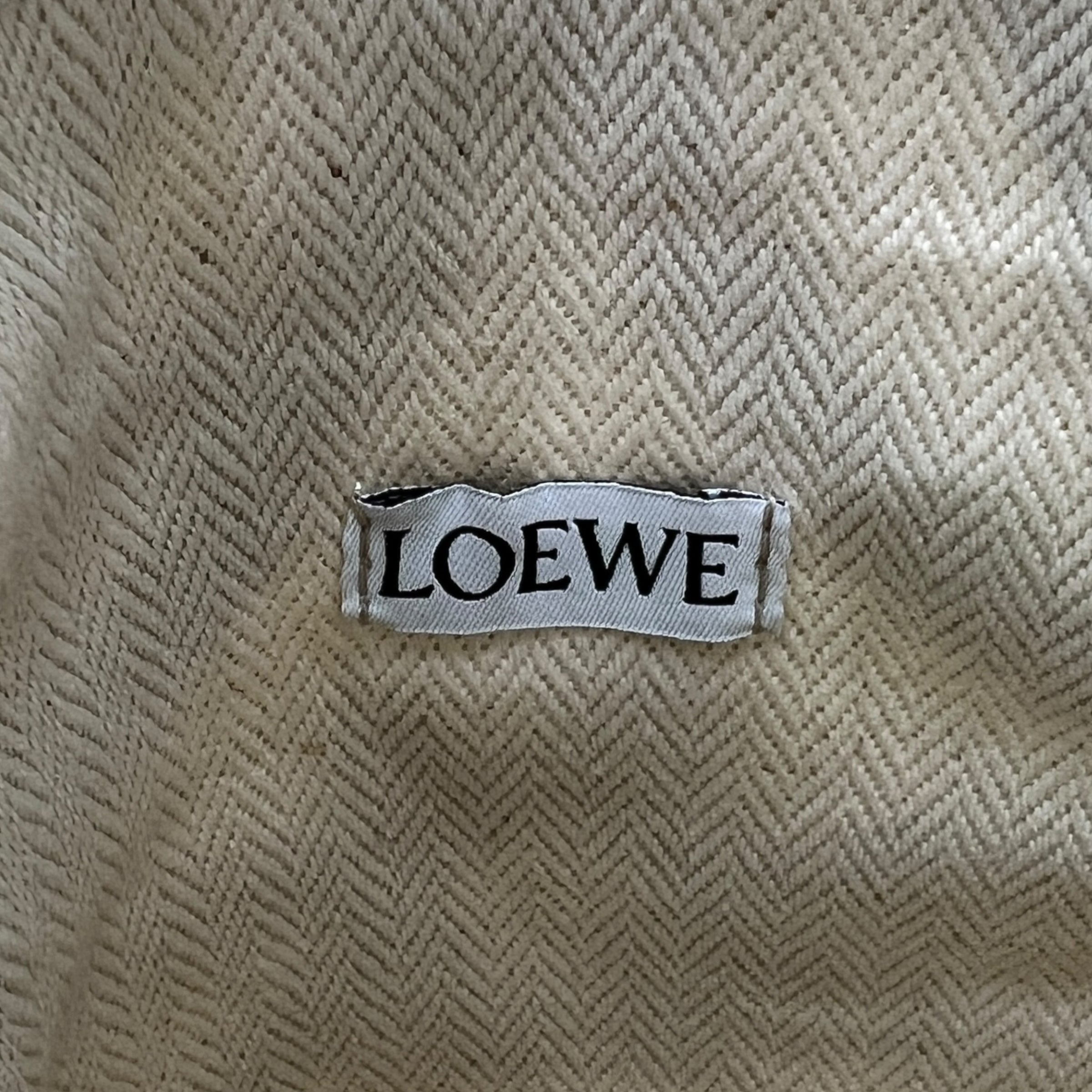 Borsa a tracolla Anagram Cut Out