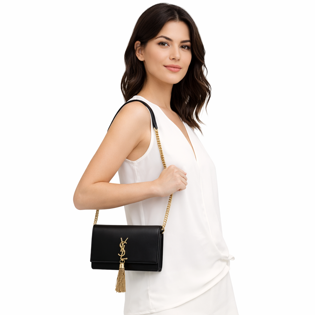 Kate Small con nappina in pelle liscia