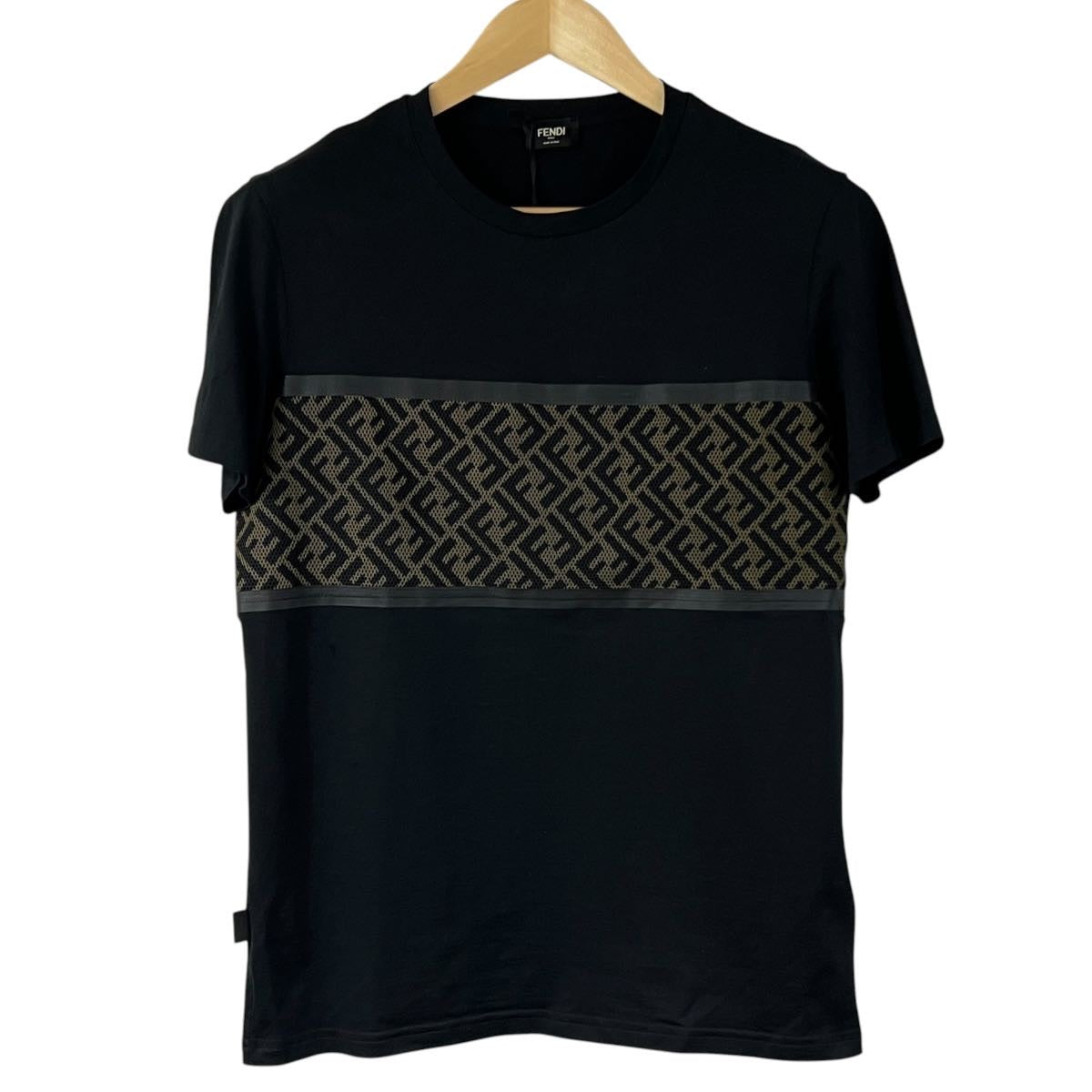 T-shirt in cotone taglia M slim