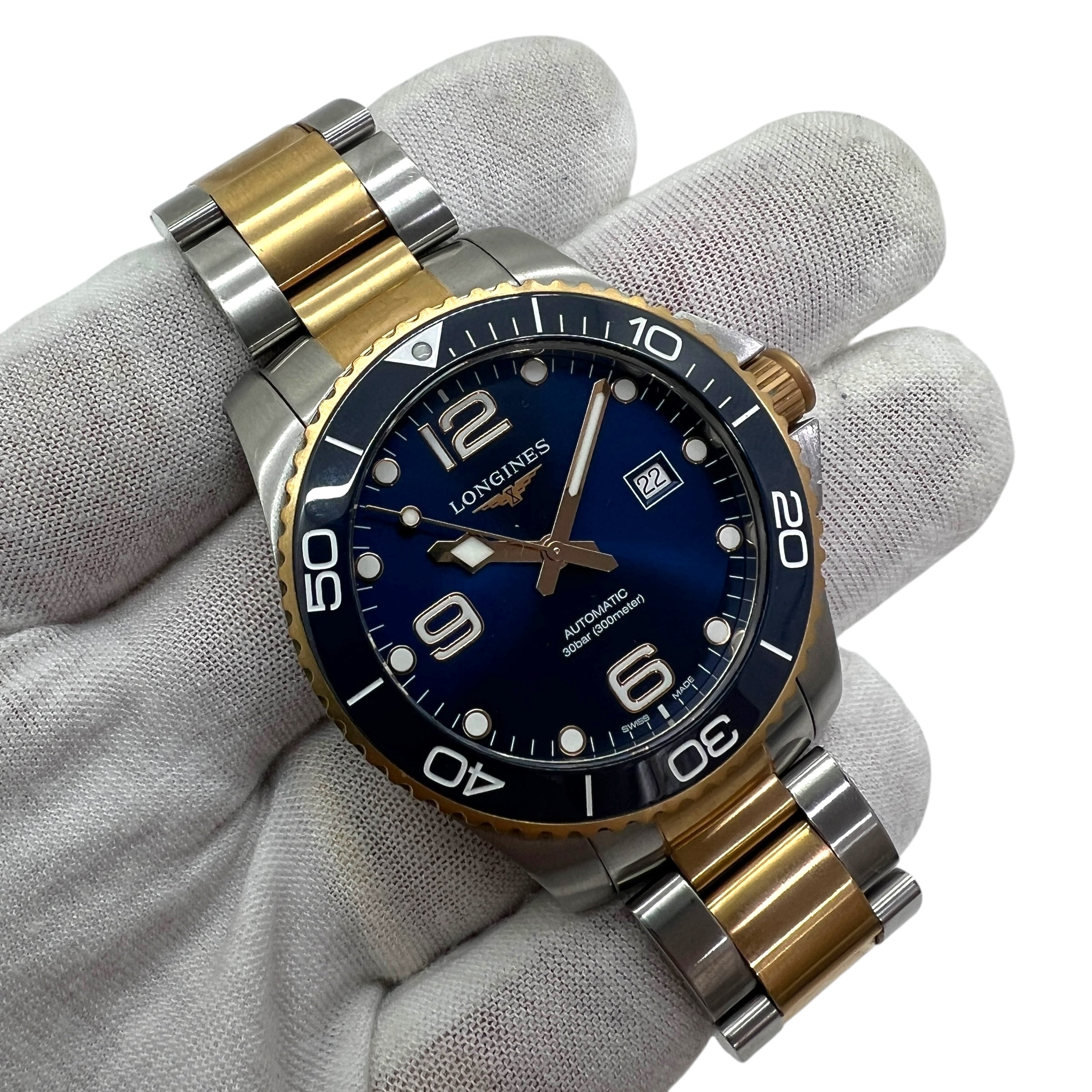 Hydroconquest automatic L3.782.3 43 mm (2022)