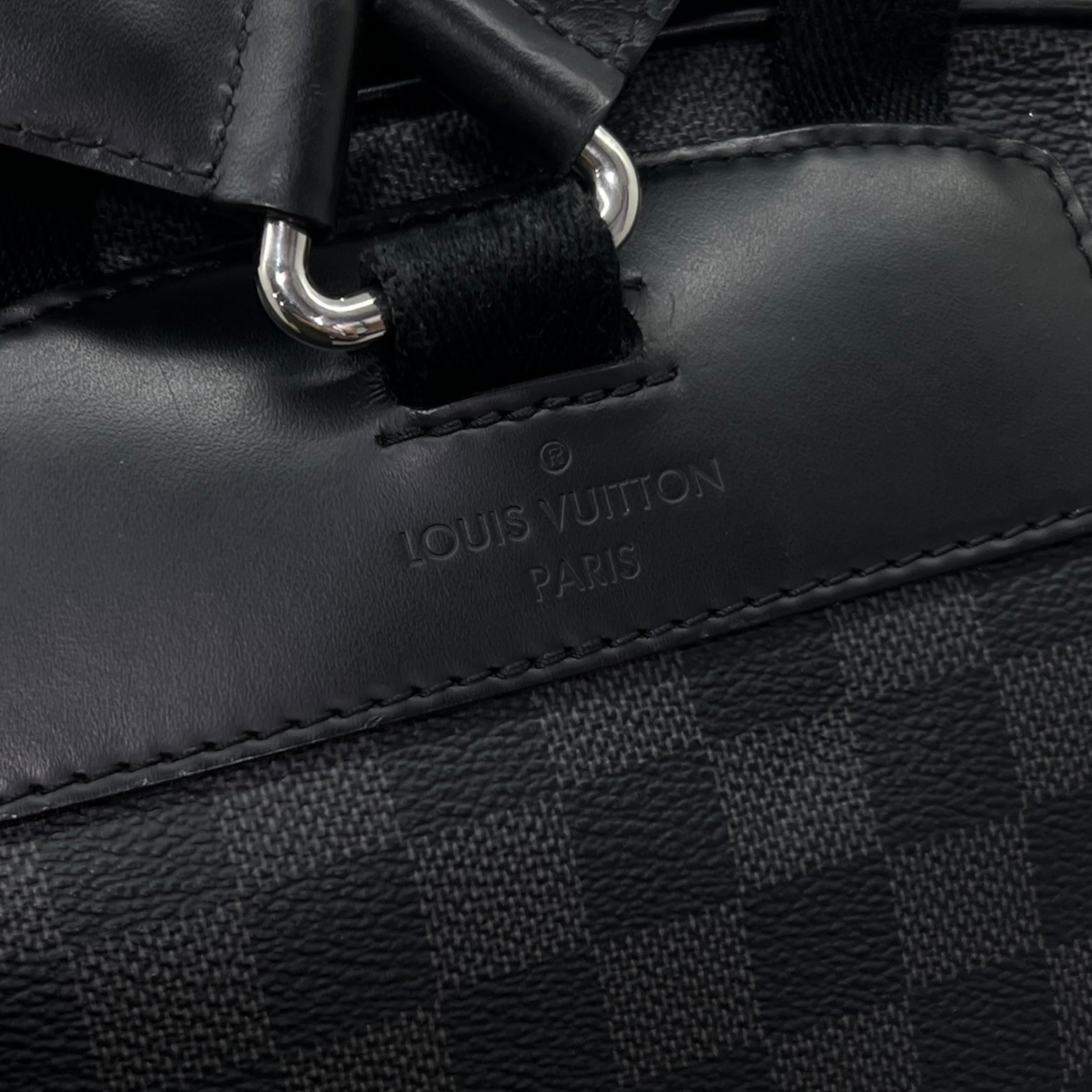 LOUIS VUITTON ZAINO JOSH