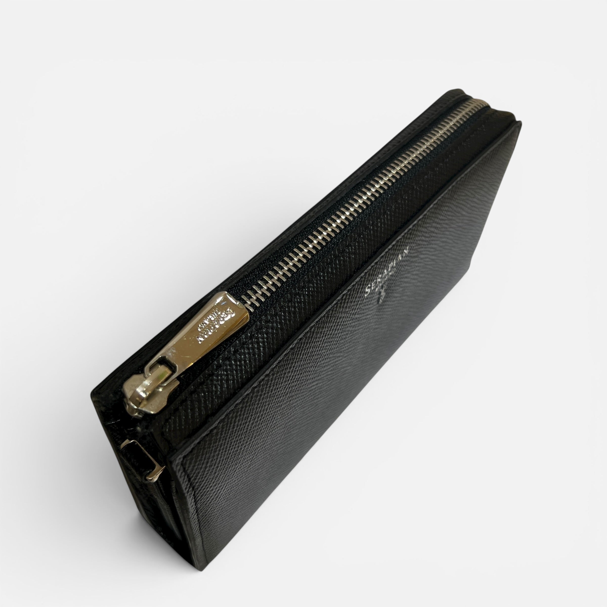 Portafoglio con zip in Saffiano