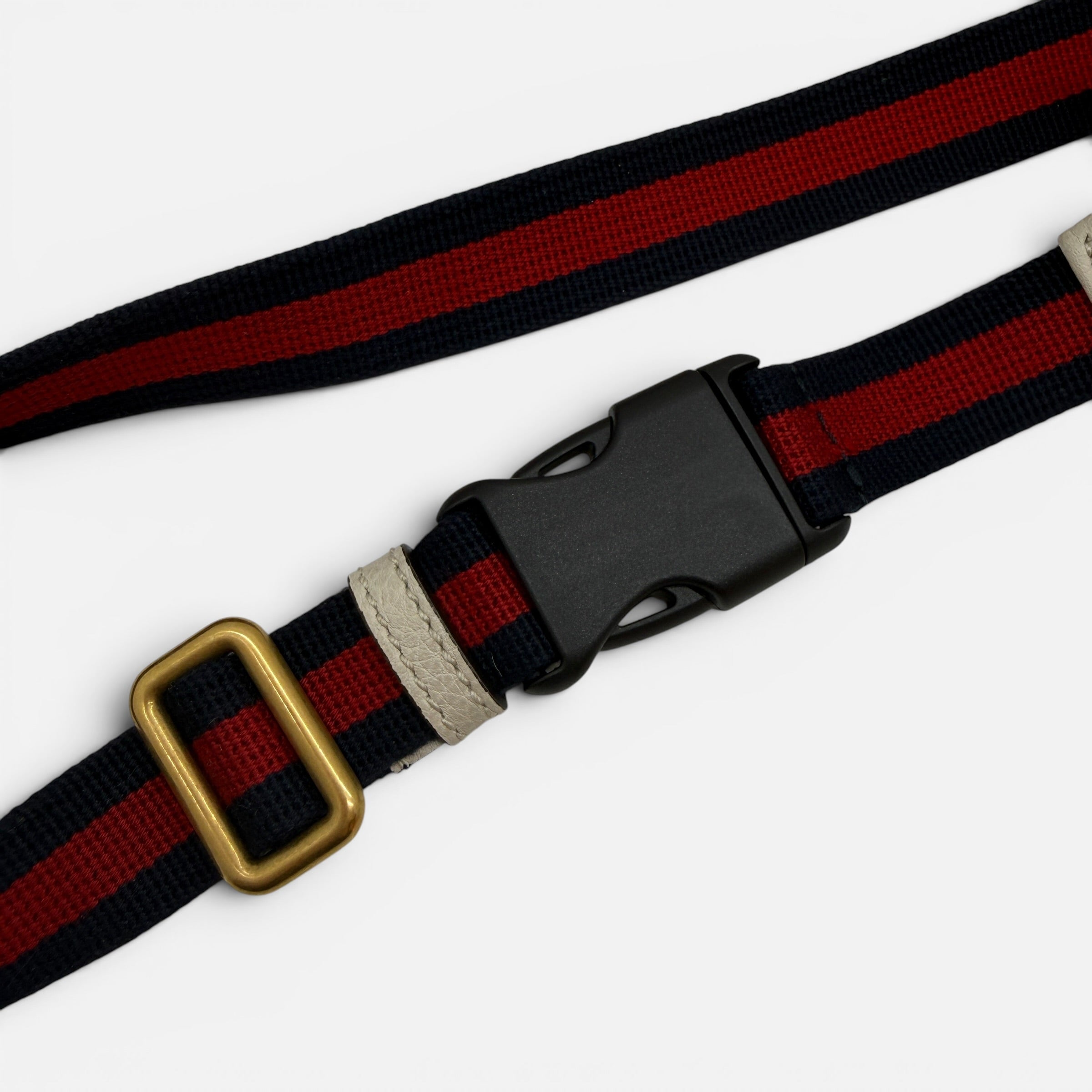 Marsupio in pelle bianca con logo vintage