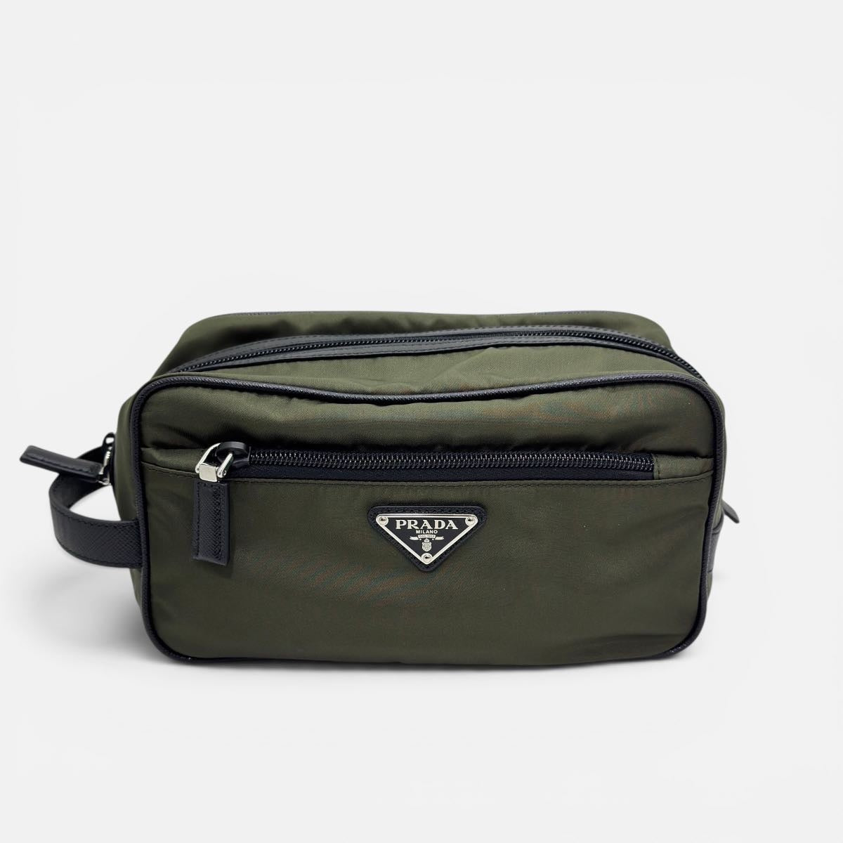 Pouch da viaggio in Re-Nylon e Saffiano