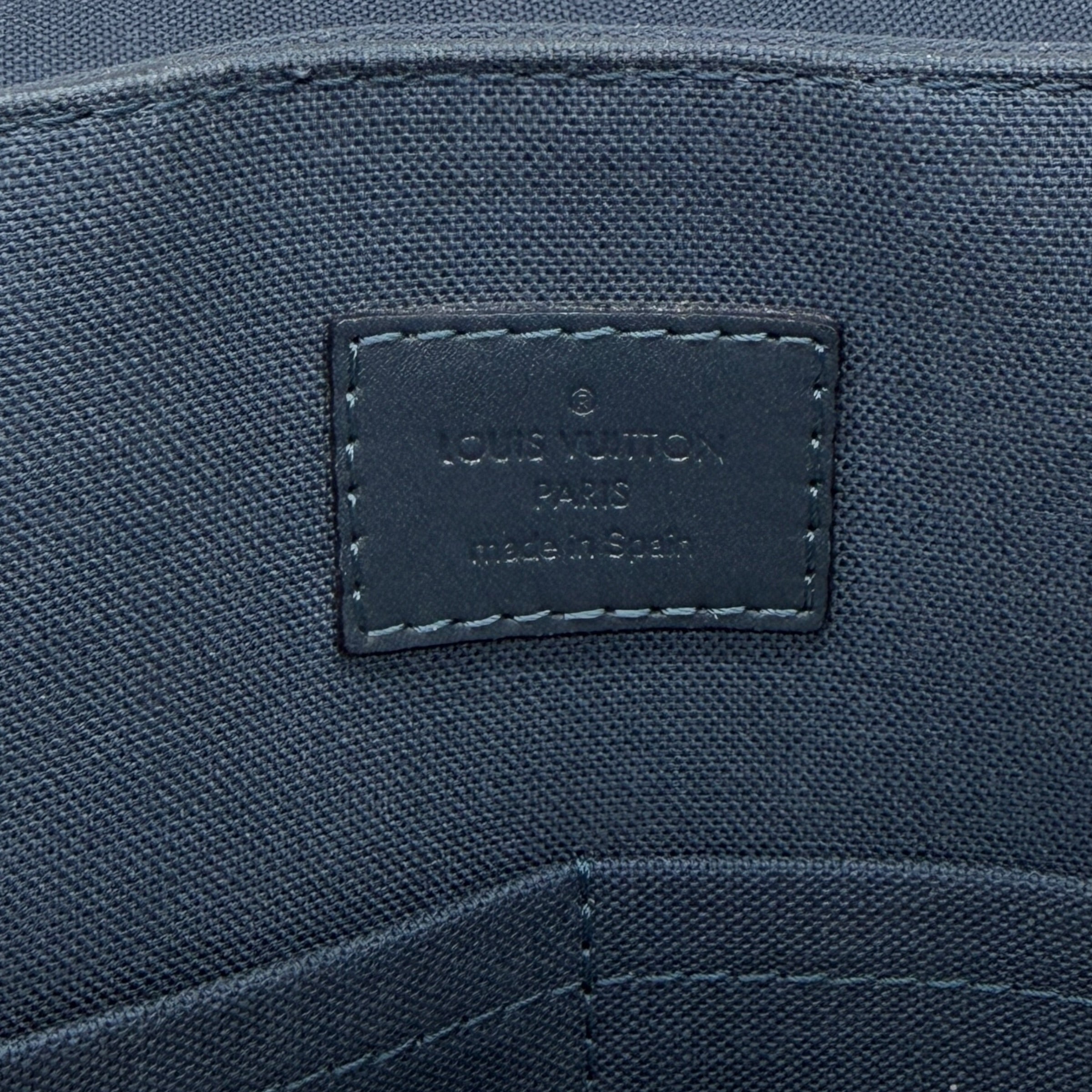 District PM Damier Infini