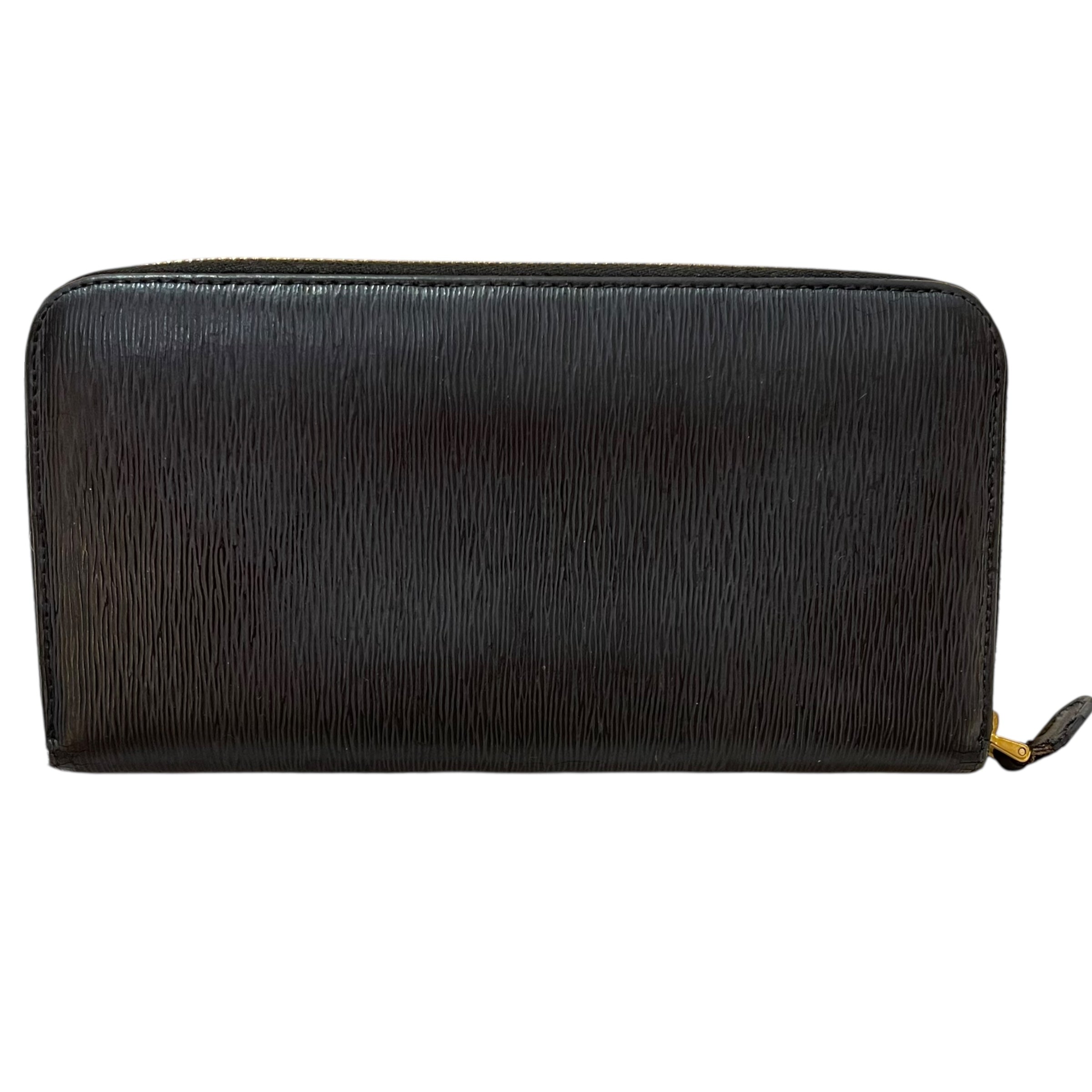 Portafoglio lungo con zip