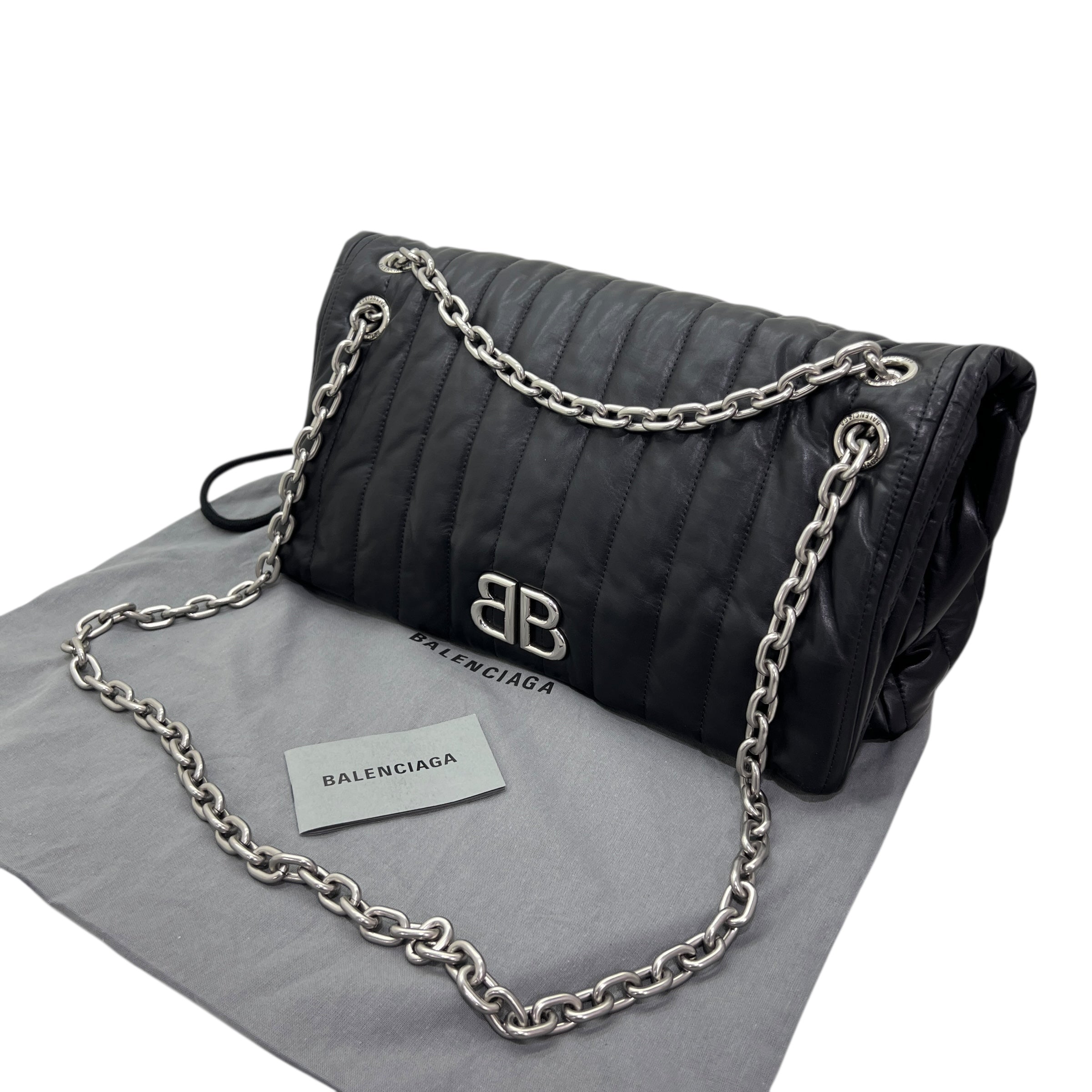 Monaco media in pelle di agnello