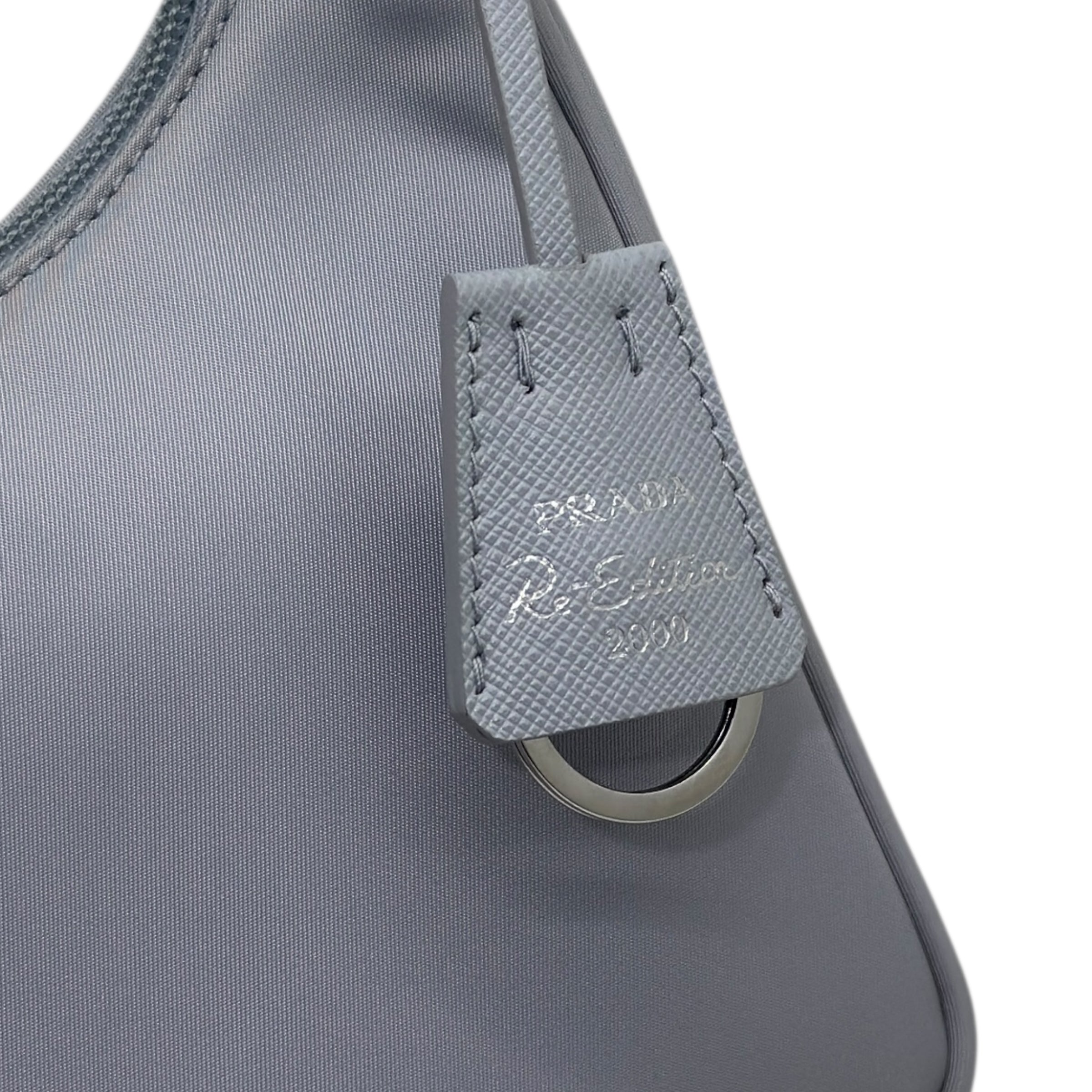 Mini borsa Prada Re-Edition 2000 in Re-Nylon