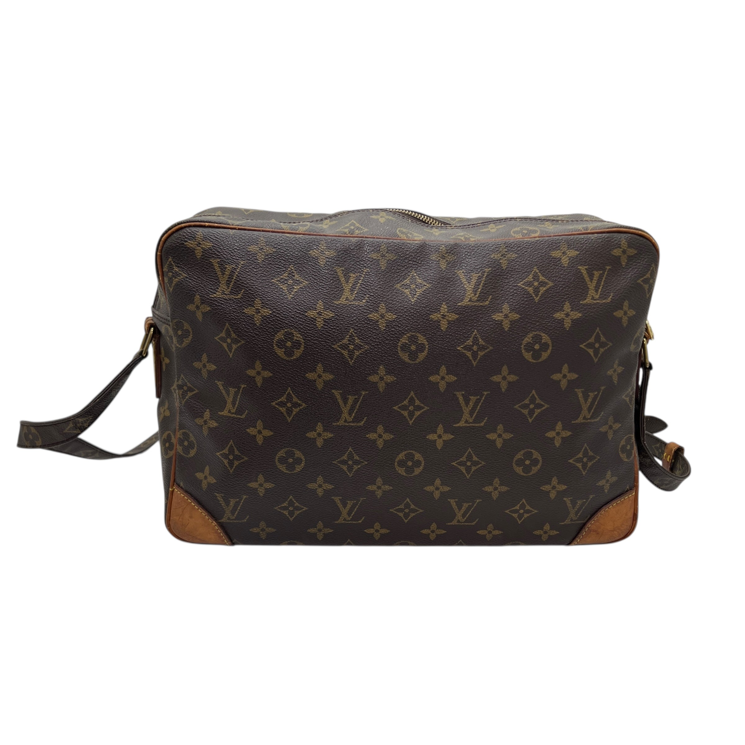 Nil vintage Monogram