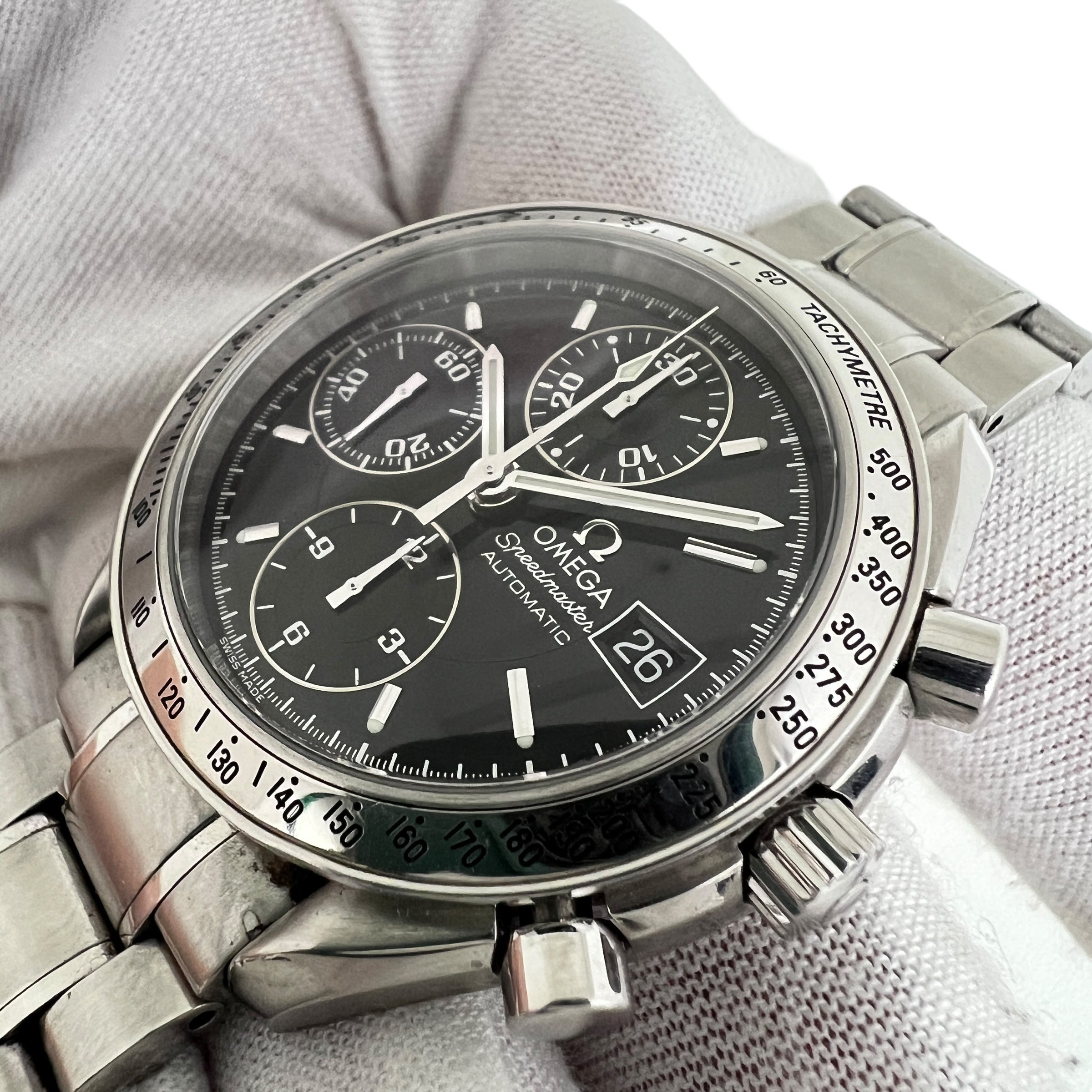 Speedmaster Date