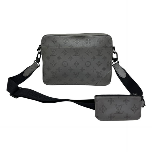 LOUIS VUITTON MESSENGER DUO