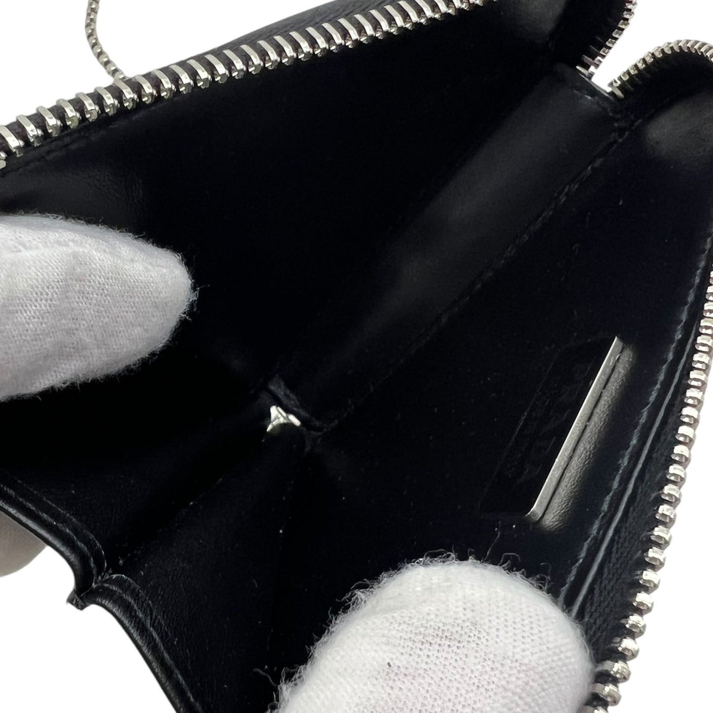 PRADA MINI POUCH TRIANGOLO CON CATENELLA