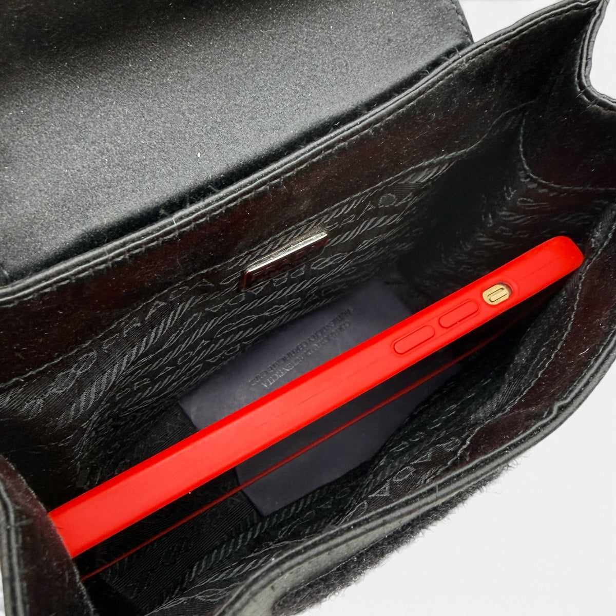 Pochette in seta