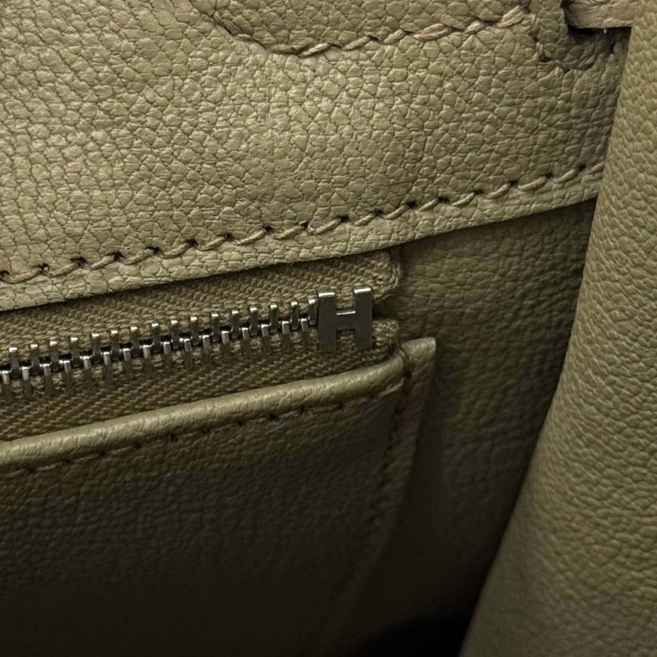 Birkin 25 Togo Beige Marfa 2025 - Nuova con pellicole