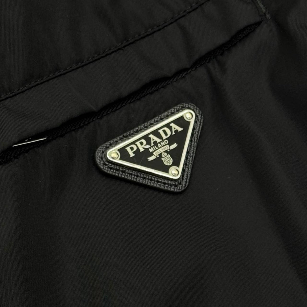 Blouson in Re-Nylon taglia L