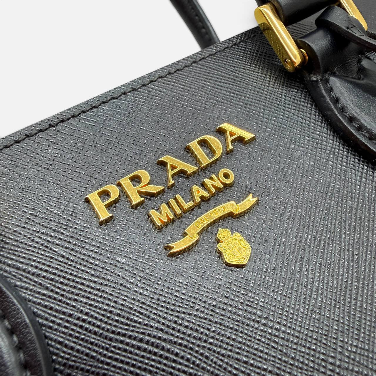 Borsa a mano in saffiano