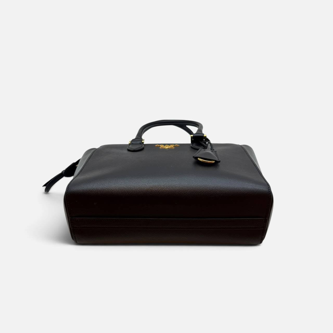 Borsa a mano in saffiano