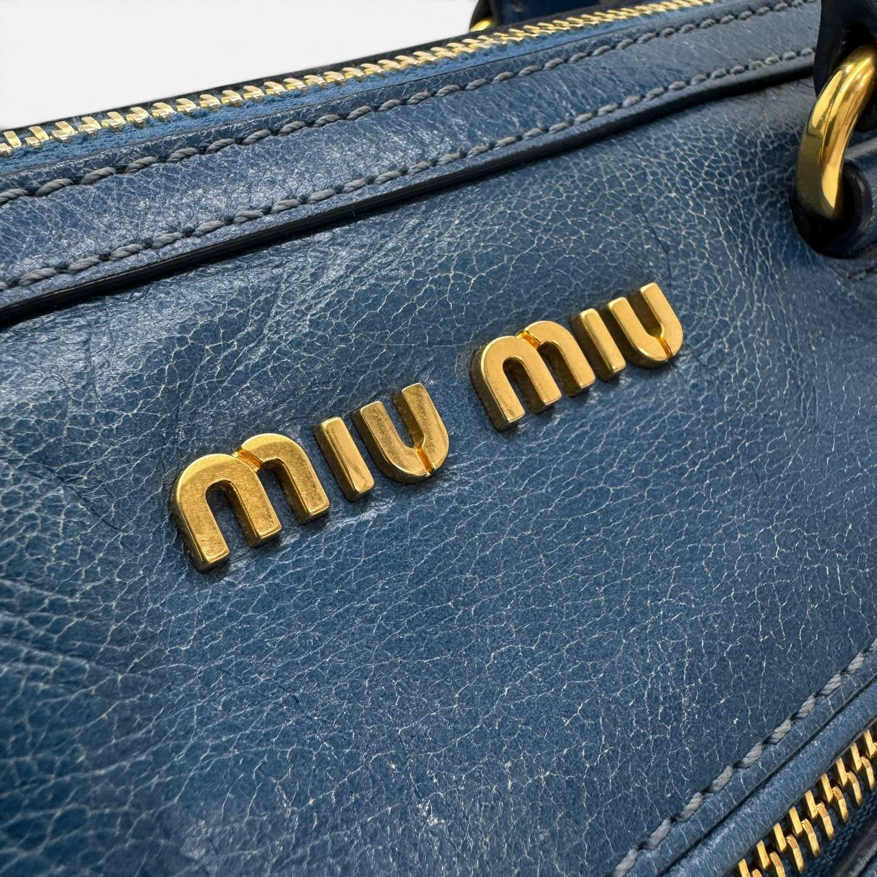 Borsa a mano in vitello shine