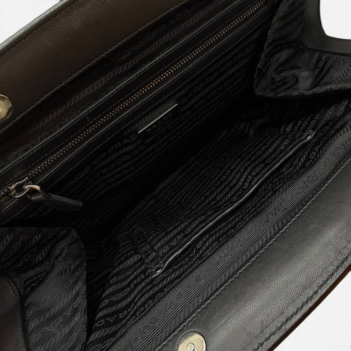 Borsa a spalla goffrata
