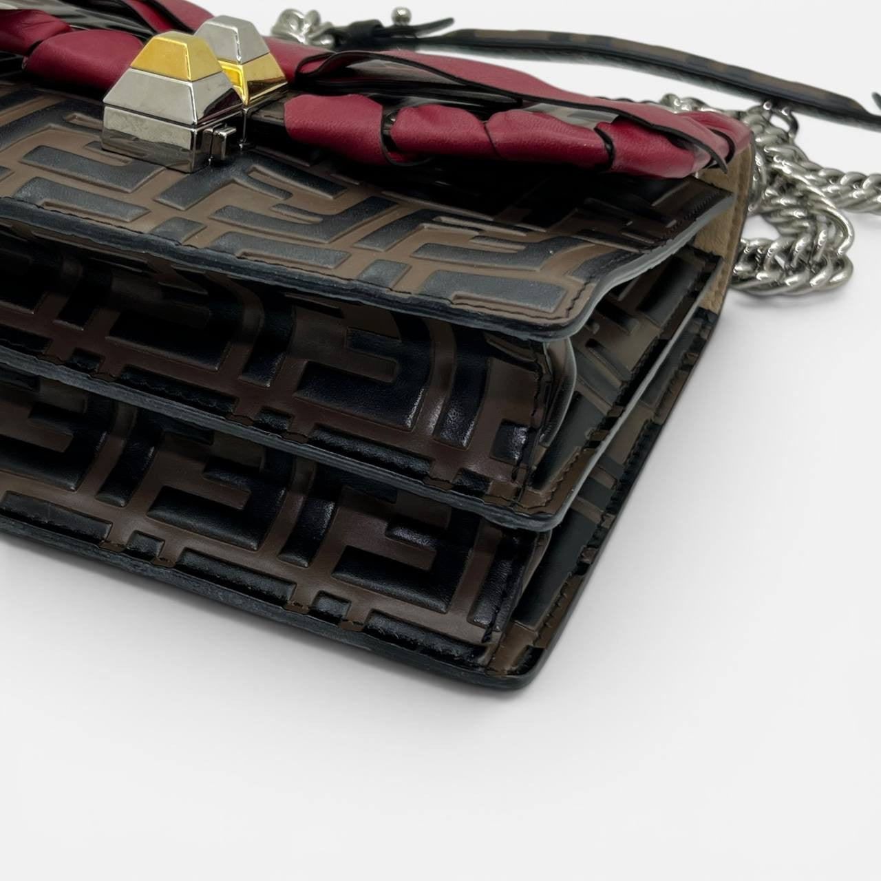 Borsa a tracolla Kan I