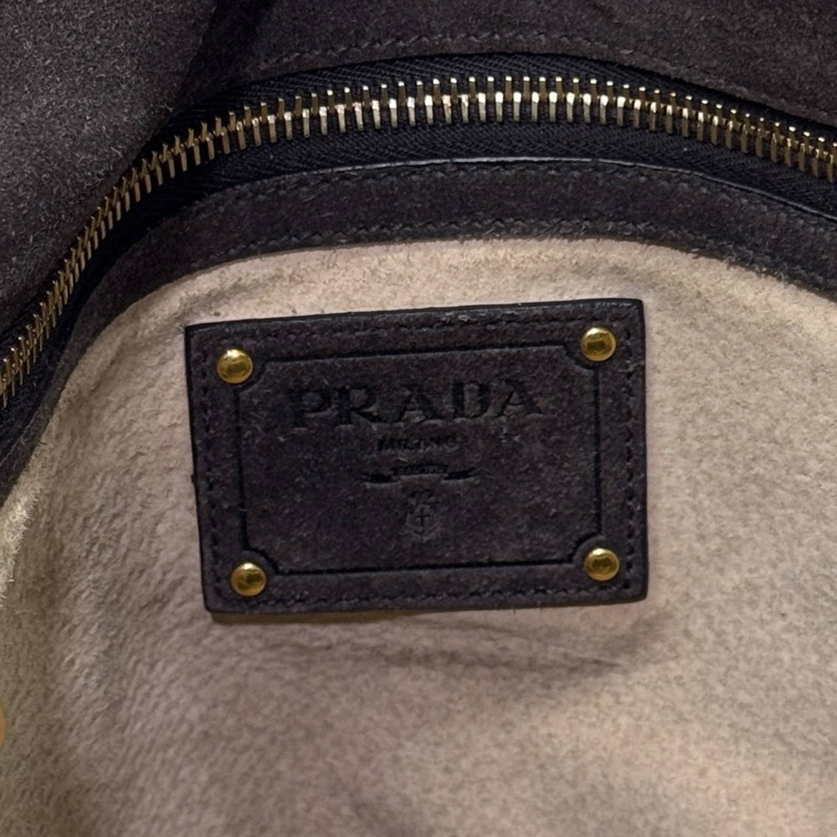 Borsa Bowler in pelle scamosciata