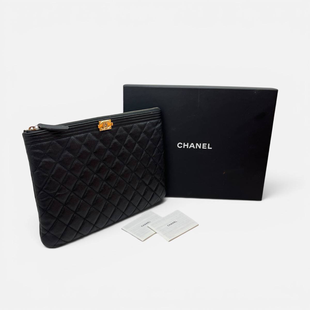 Boy pochette in pelle trapuntata