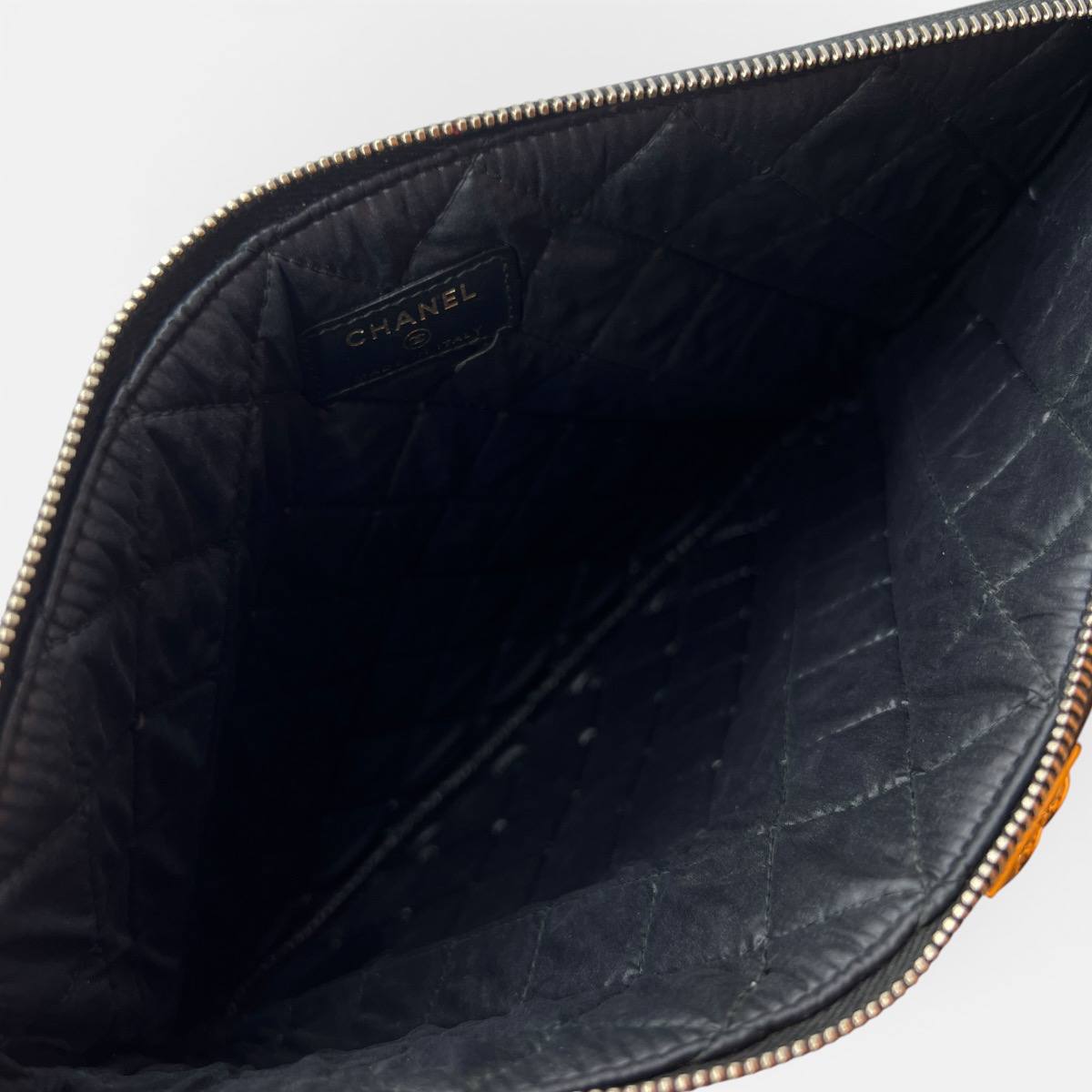 Boy pochette in pelle trapuntata