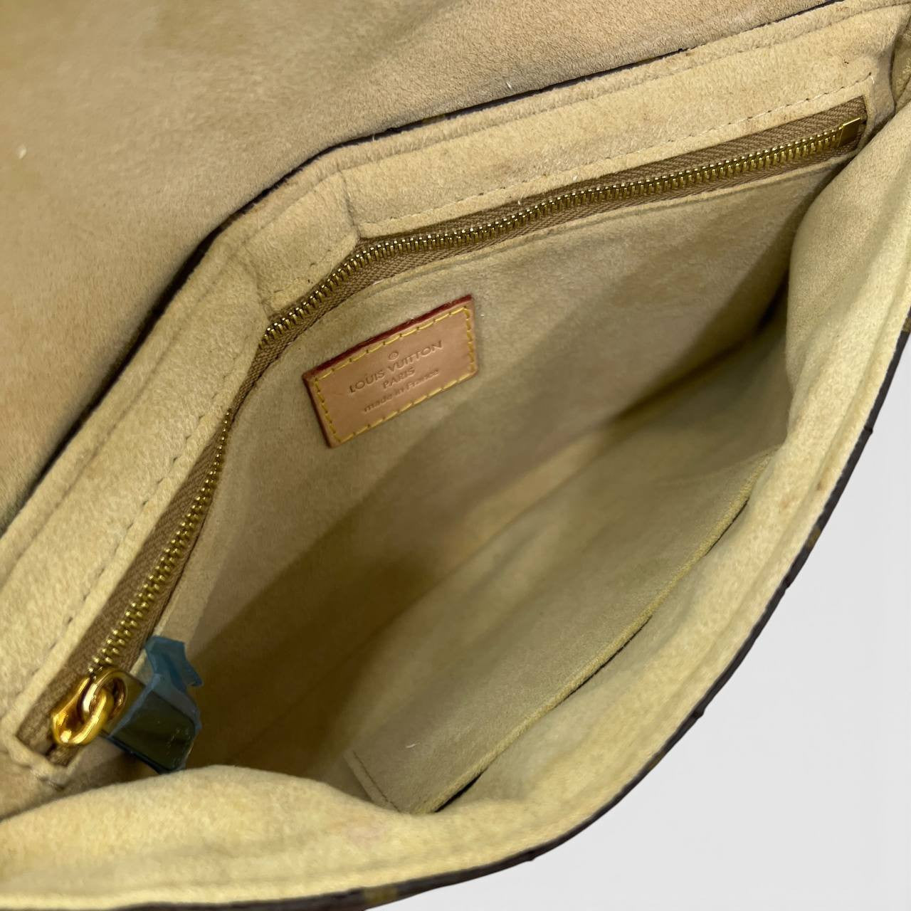 Clutch Etoile