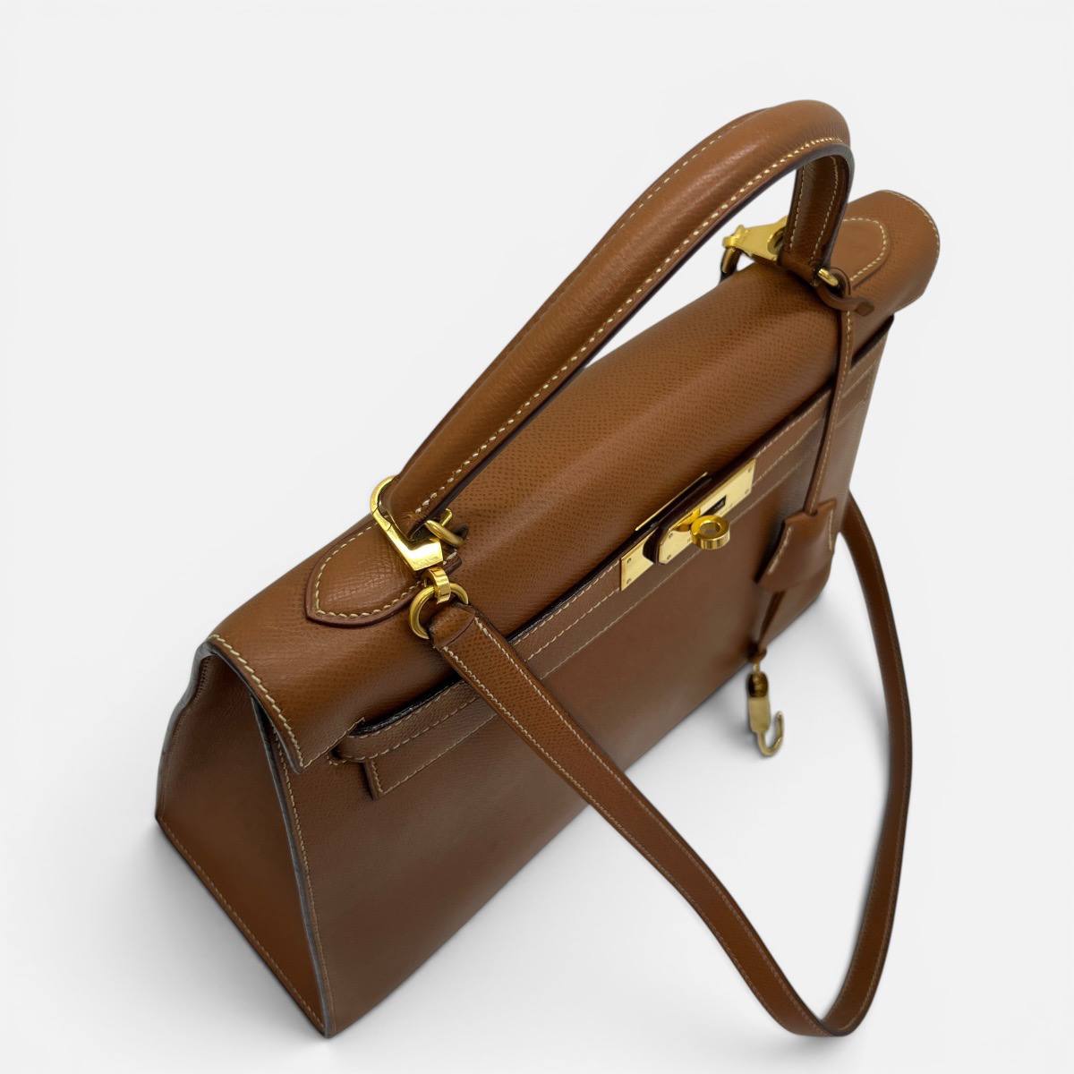 Kelly 32 Gold