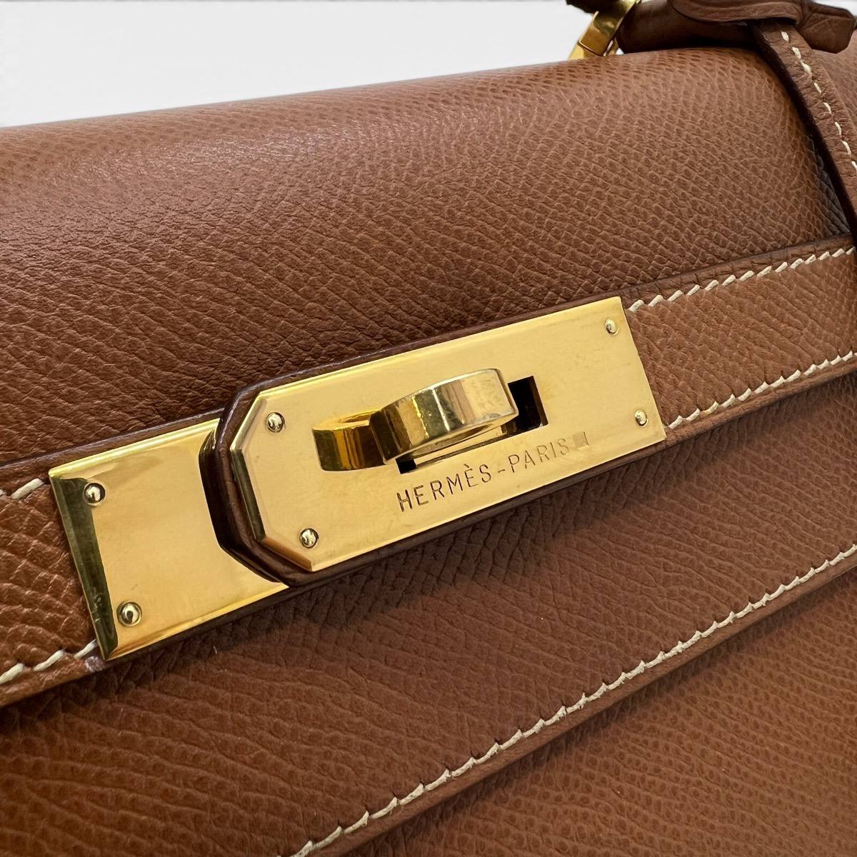 Kelly 32 Gold
