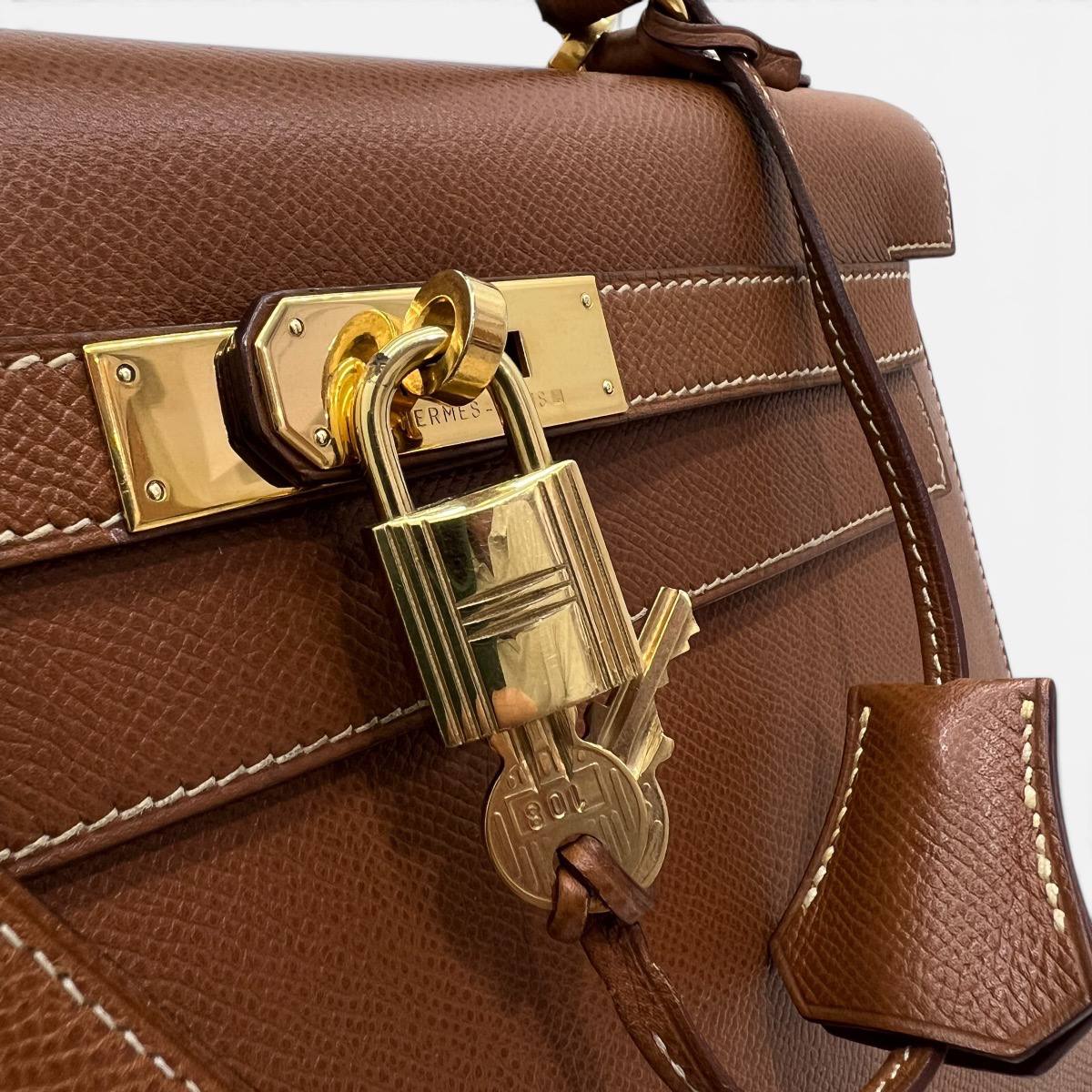 Kelly 32 Gold