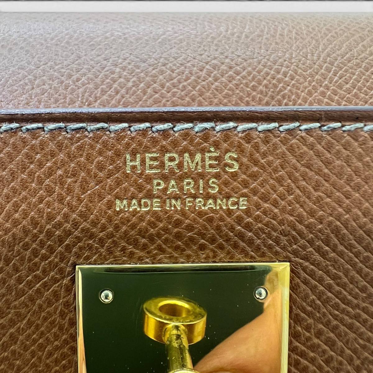 Kelly 32 Gold