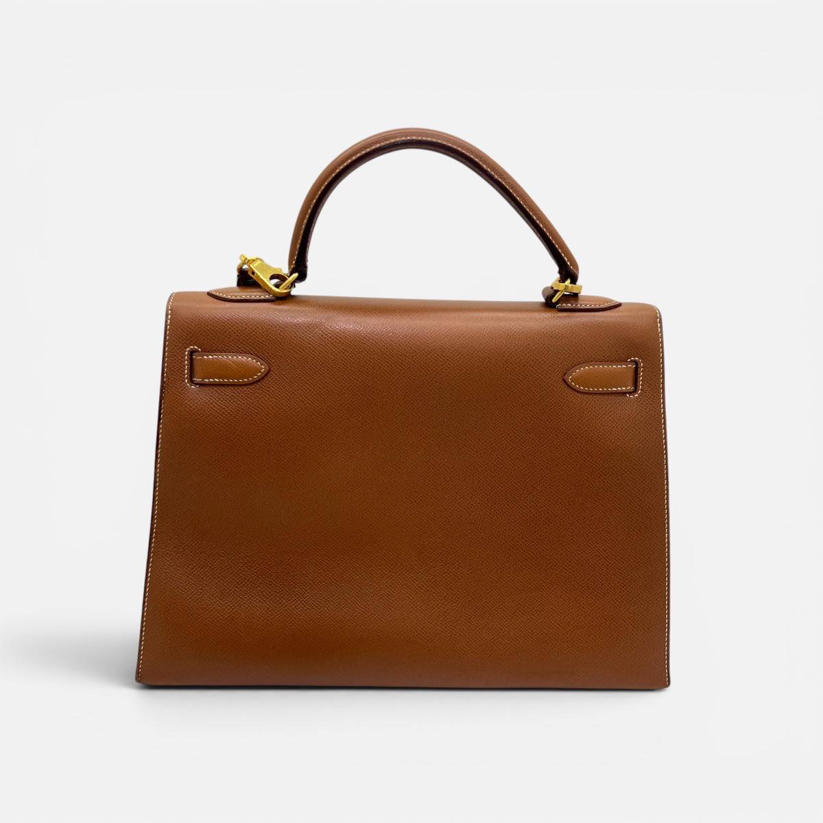 Kelly 32 Gold