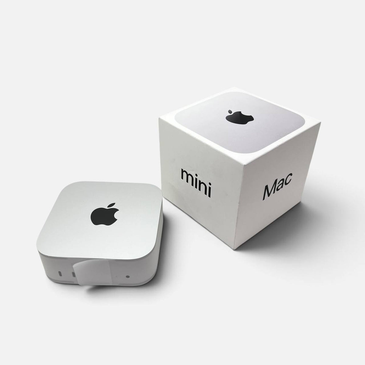 Mac Mini M6 16 gb 256
