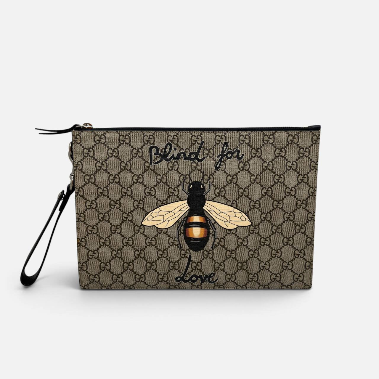 Pochette GG Supreme “Blind For Love” con stampa ape