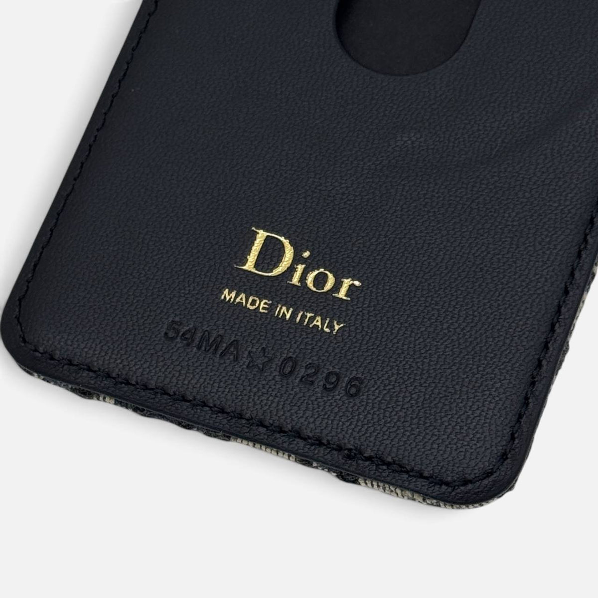 Portacarte magnetico Saddle