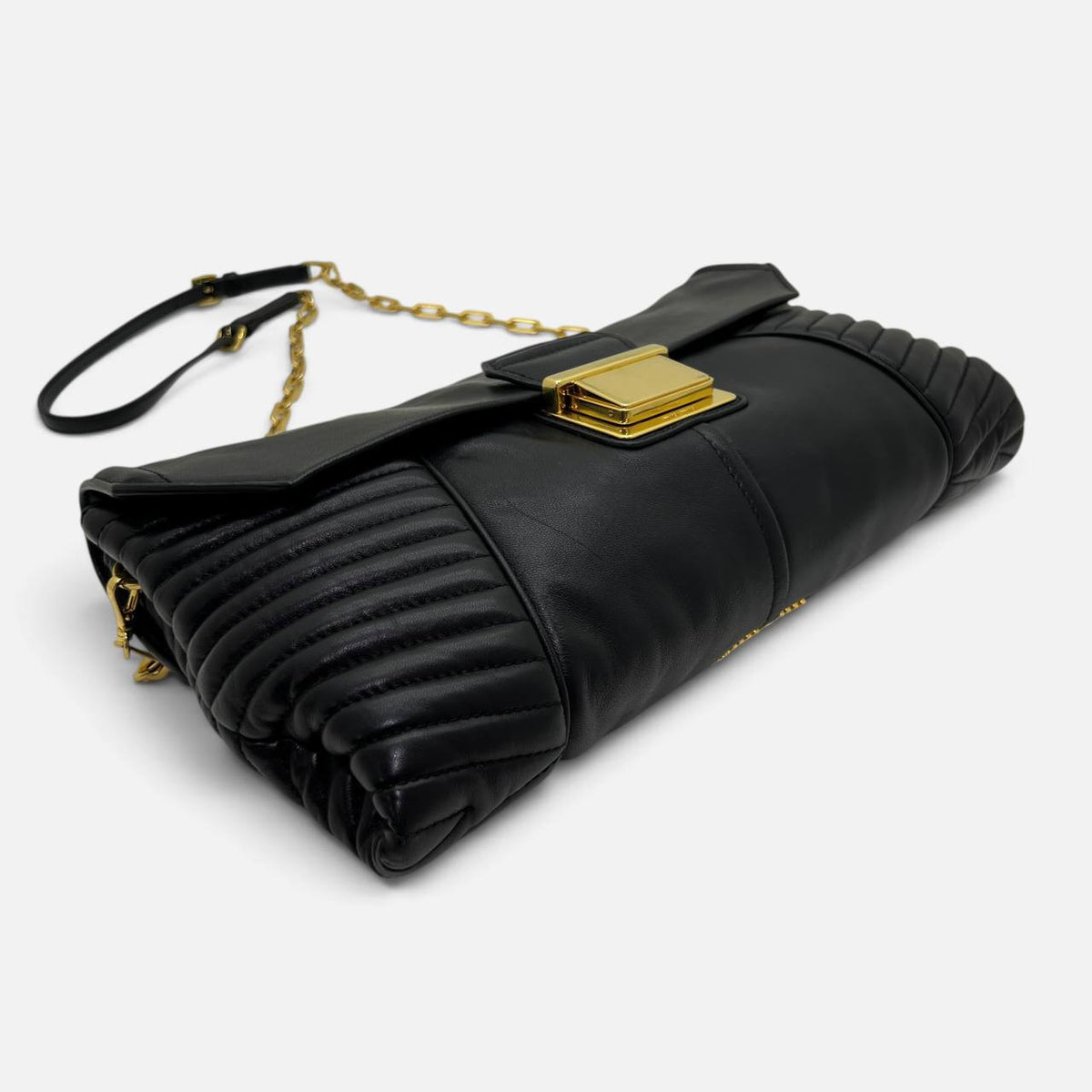 Pouch a tracolla in pelle