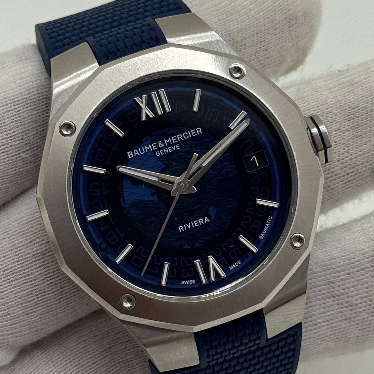 Riviera M0A10714