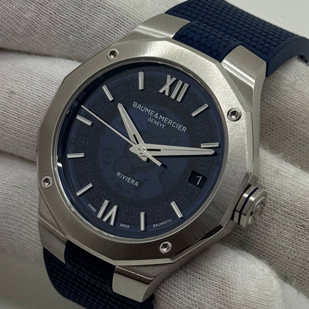 Riviera M0A10714