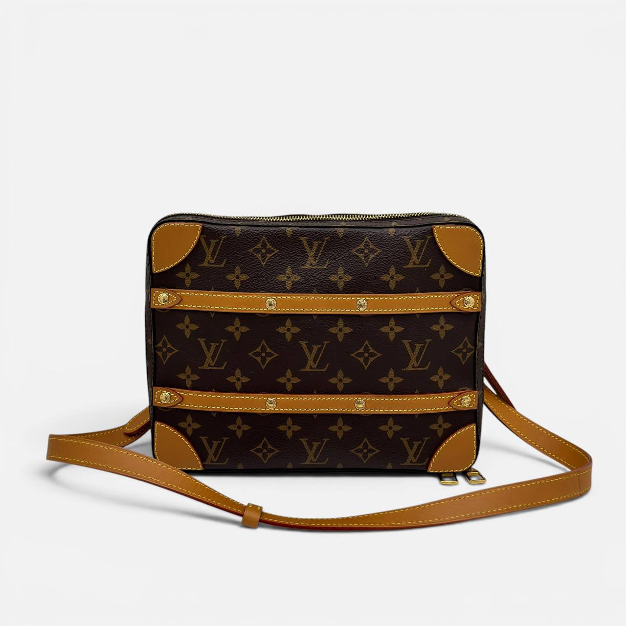 Soft Trunk Messenger
